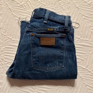 Seriously Adorable Vintage Wranglers High Rise Straight Crop Raw Hem Sz 26-27